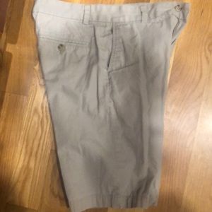 Boys vineyard vines khaki shorts